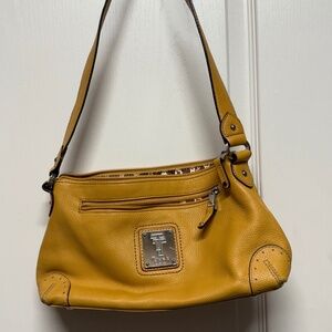 Tignanello sm shoulder bag